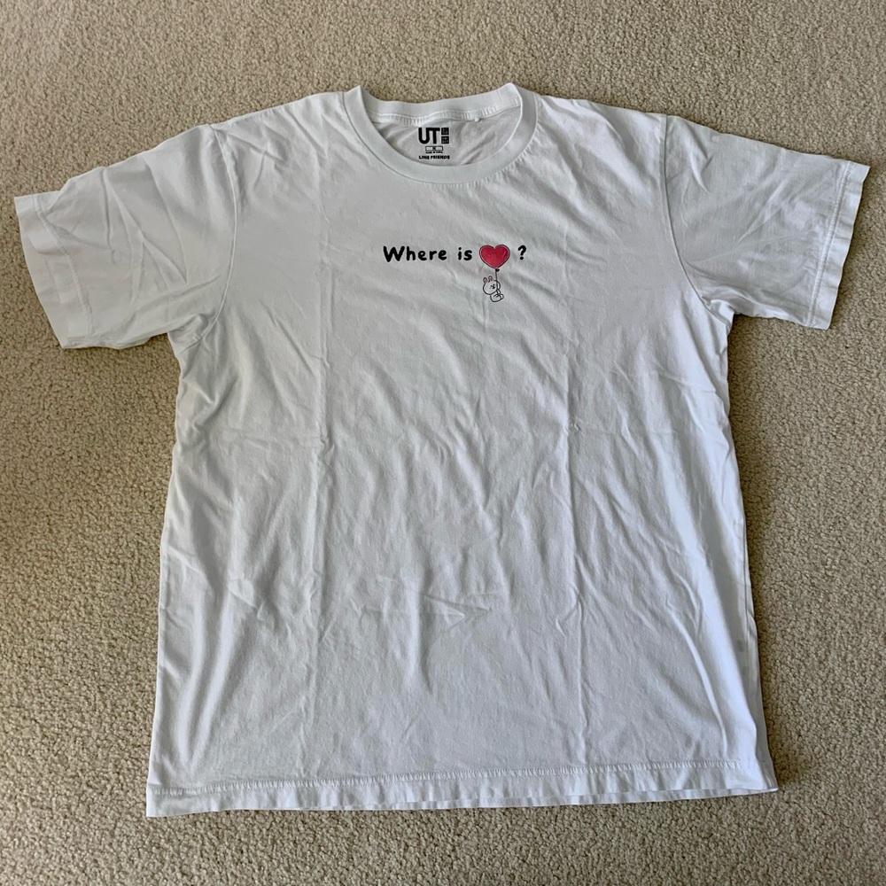 Uniqlo Line Friends Where Is Love Heart Crewneck White Tee T-shirt Men’s Medium